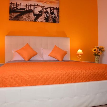 Venice Day Apartment Mestre Esterno foto